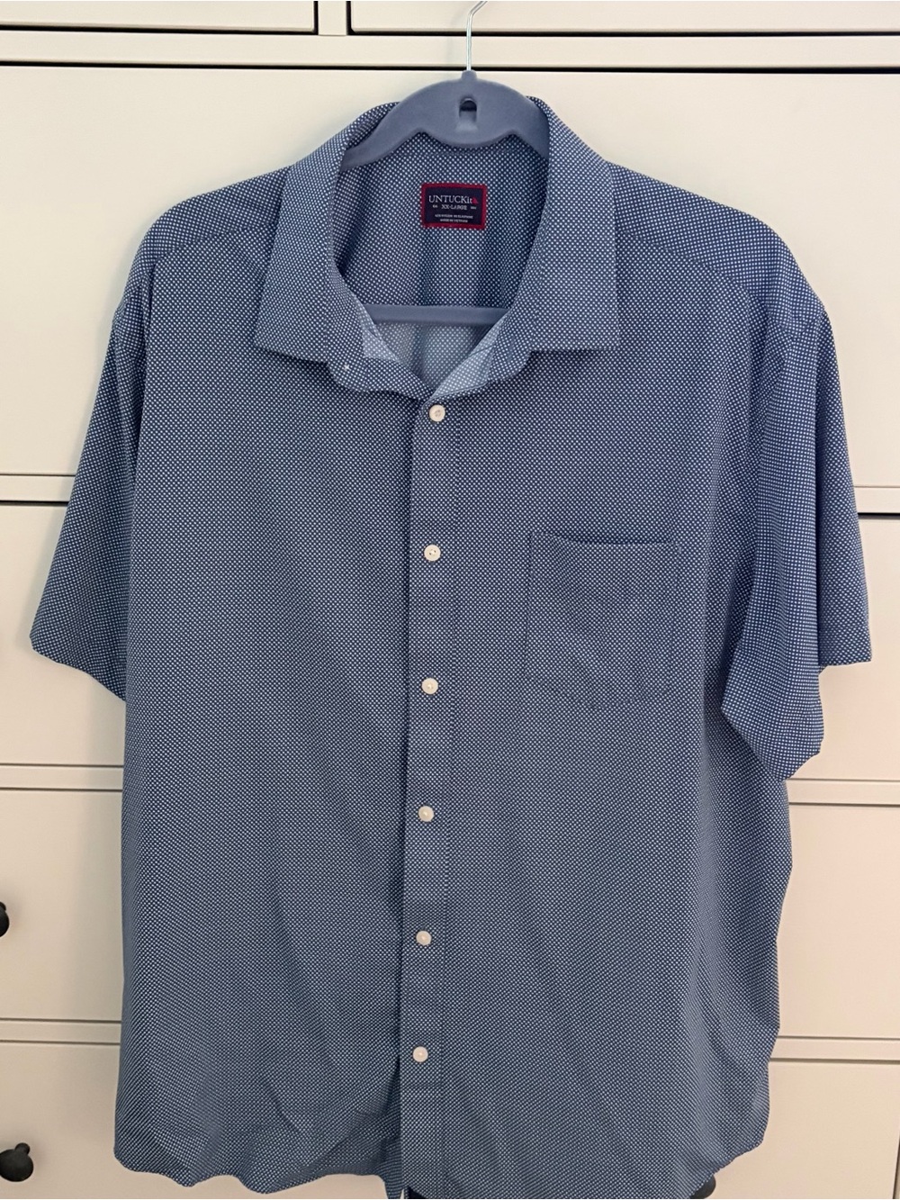 UNTUCKit Men's Blue Patterned Short-Sleeve Button-Down Shirt